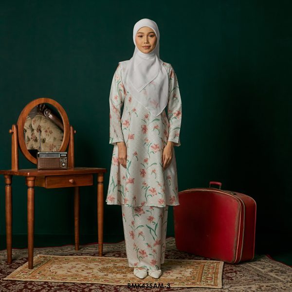 Ameera Kurung in Pink Salmon (BMK435AM-3)