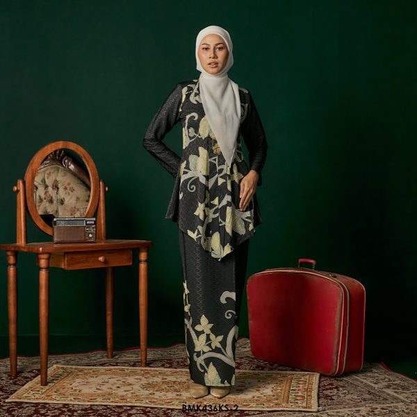Kebaya Saloma in Black (BMK436KS-2)