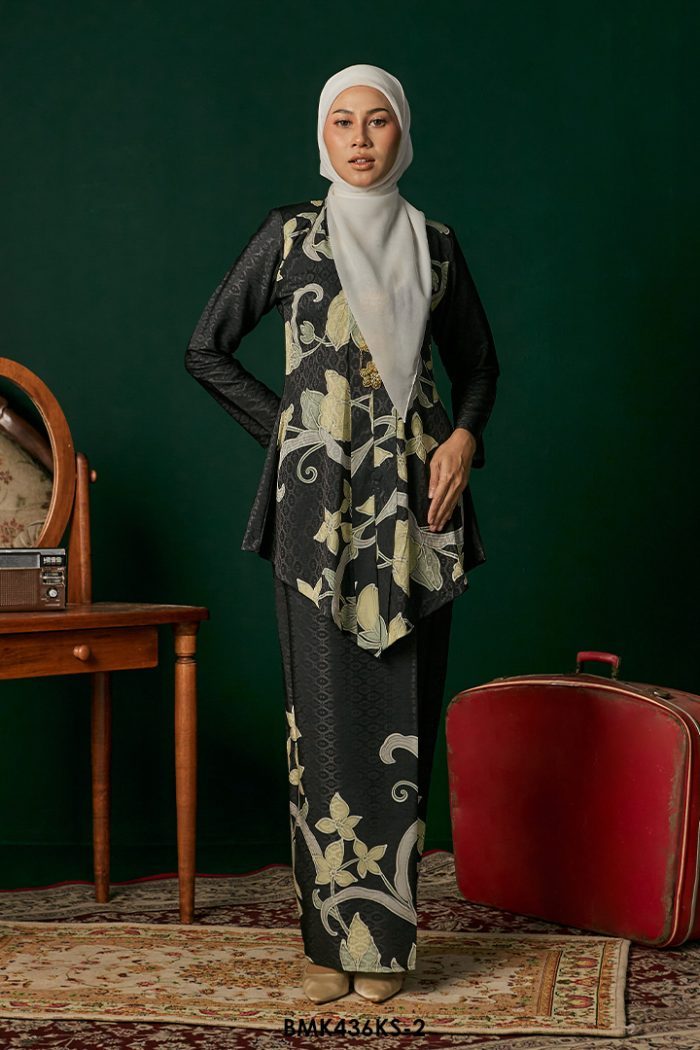 Kebaya Saloma in Black (BMK436KS-2)