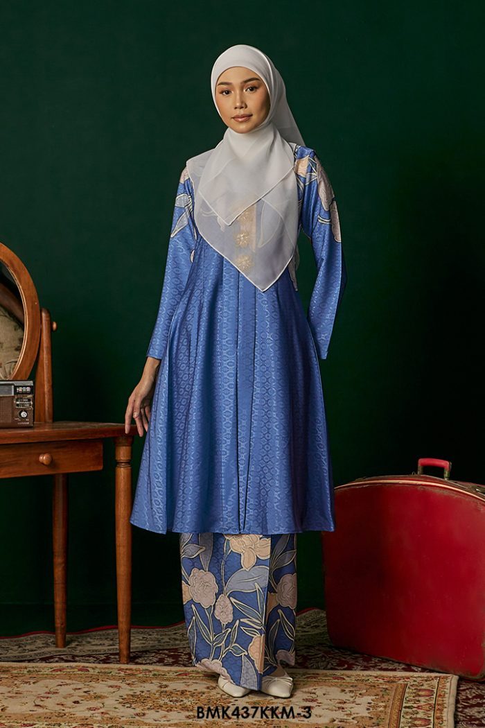 Kebarung Batiq Mia in Azure Blue (BMK437KKM-3)