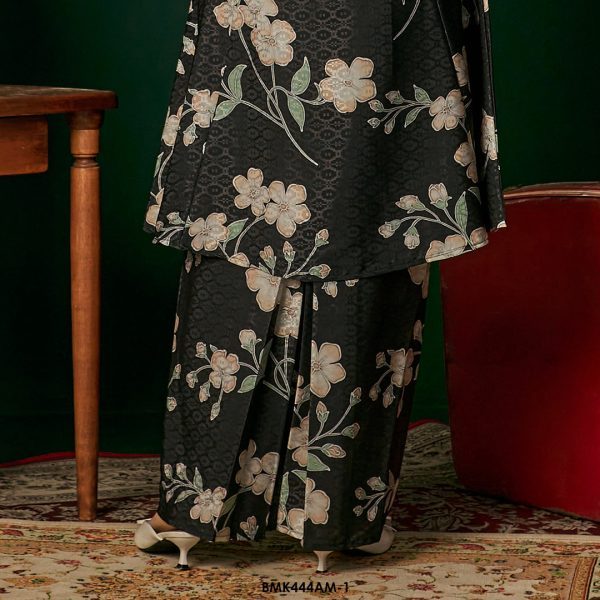 Ameera Kurung in Black (BMK444AM-1) - Image 3