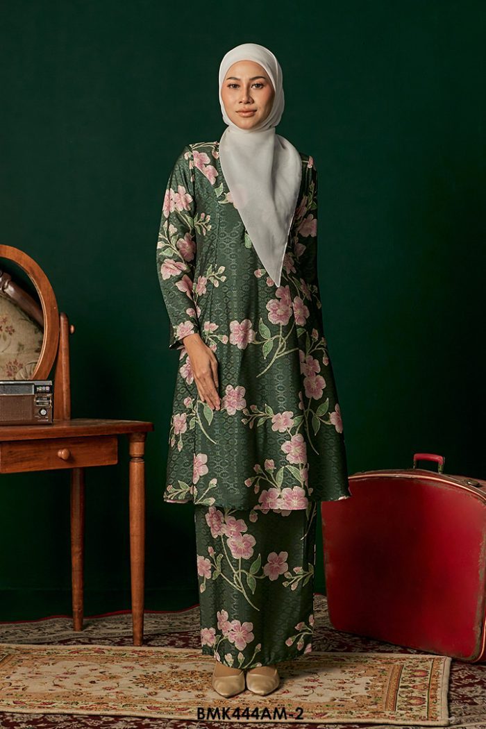 Ameera Kurung in Jade Green (BMK444AM-2)