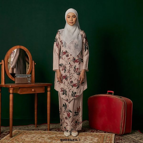 Kebaya Anggun Batiq Mia 2.0 in Dusty Rose (BMK446KA-1)