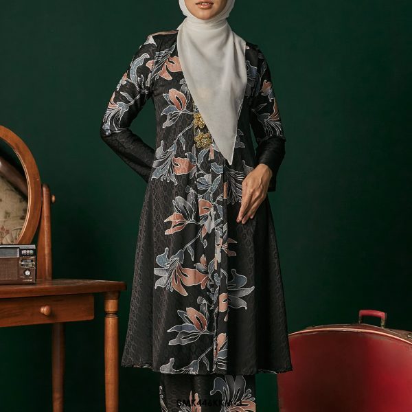 Kebarung Batiq Mia in Black (BMK446KKM-3) - Image 3