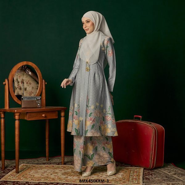 Kebarung Batiq Mia in Soft Blue (BMK450KKM-3) - Image 2