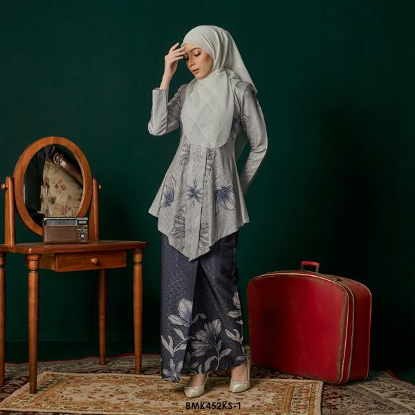Kebaya Saloma in Grey (BMK452KS-1) - Image 2