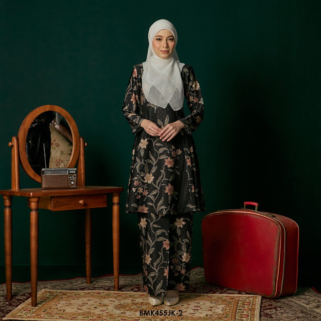 Juliana Kurung Batiq Mia in Black (BMK455JK-2)
