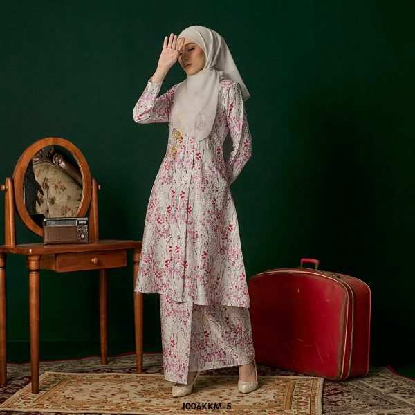 Kebarung Kalthom in Off White (J006KKM-5) - Image 2