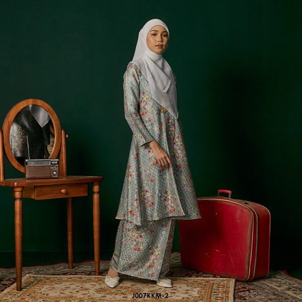 Kebarung Kalthom in Laurel Green (J007KKM-2) - Image 2