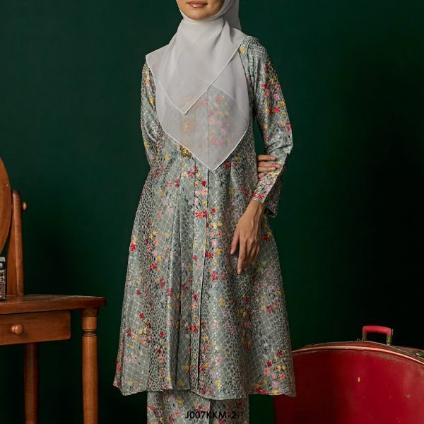 Kebarung Kalthom in Laurel Green (J007KKM-2) - Image 3