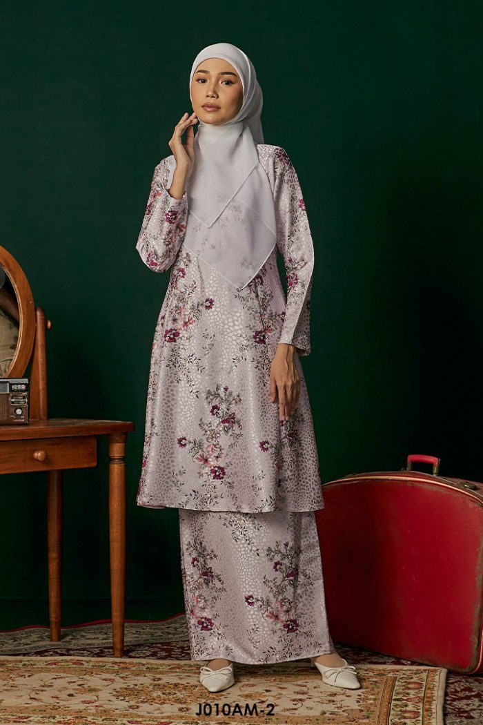 Ameera Kurung in Pale Purple (J010AM-2)