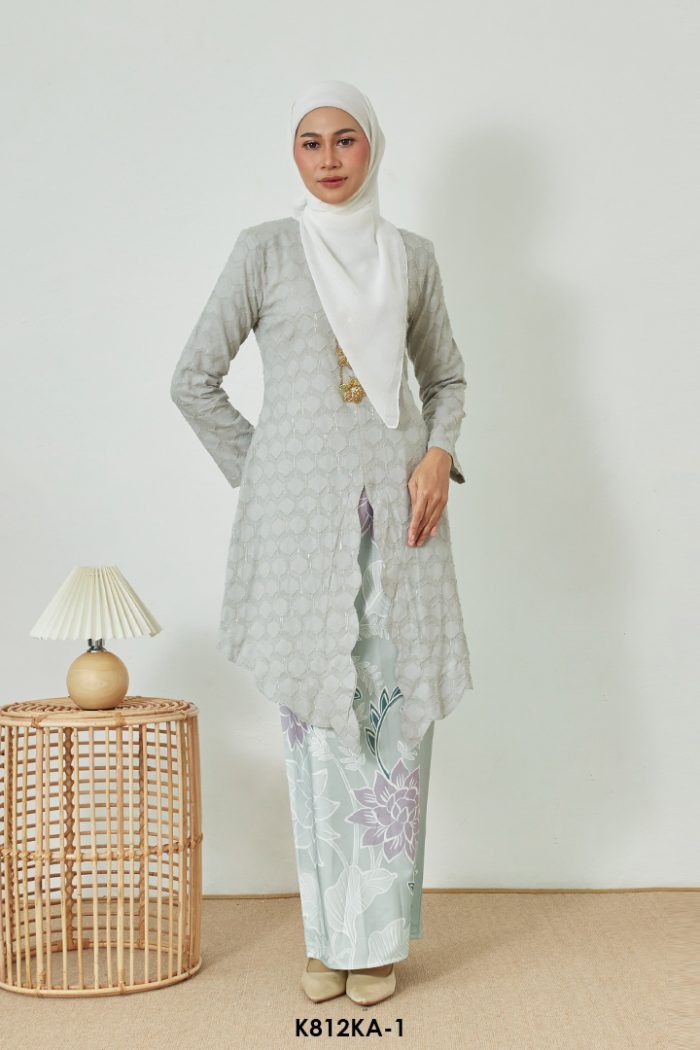 Kebaya Anggun 2.0 in Purple (K812KA-1)