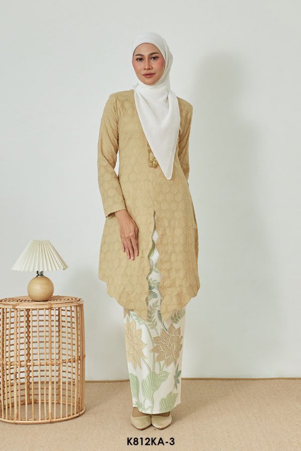 Kebaya Anggun 2.0 in Tortilla (K812KA-3)