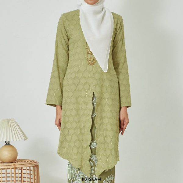 Kebaya Anggun 2.0 in Olive (K812KA-4) - Image 4
