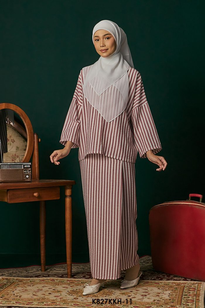 Kurung Kedah in Berry (K827KKH-11)