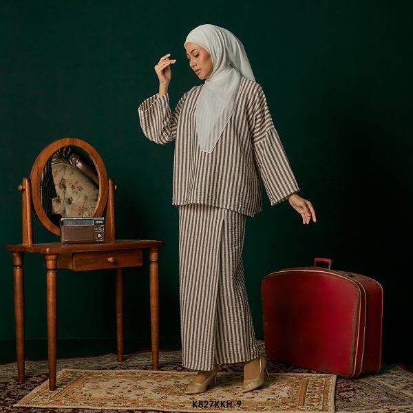 Kurung Kedah in Deep Brown (K827KKH-9) - Image 2