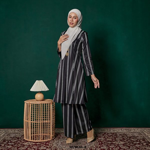 Kebarung Melati in Black (3874KML-4) - Image 2