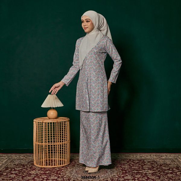 Kebaya Nawra in Pink (3884NW-1) - Image 2