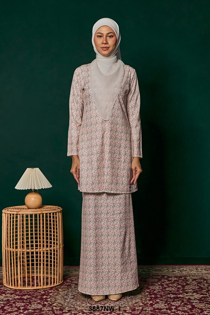 Kebaya Nawra in Vanilla (3887NW-1)