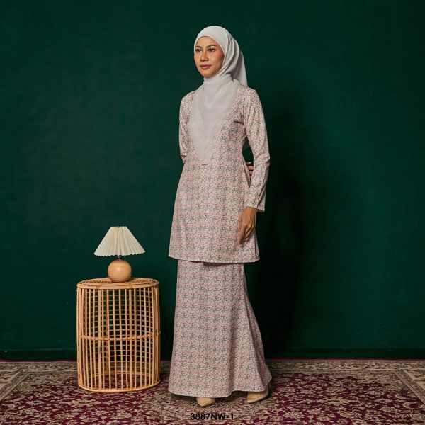Kebaya Nawra in Vanilla (3887NW-1) - Image 2