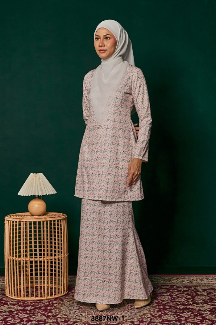Kebaya Nawra in Vanilla (3887NW-1)