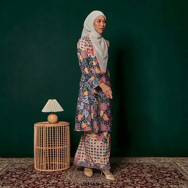 Ameera Kurung in Melon (3895AM-2) - Image 5