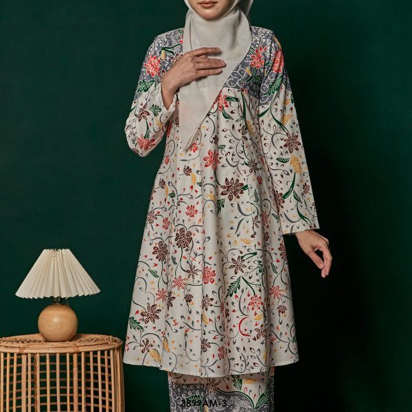 Ameera Kurung in Grey (3899AM-3) - Image 3