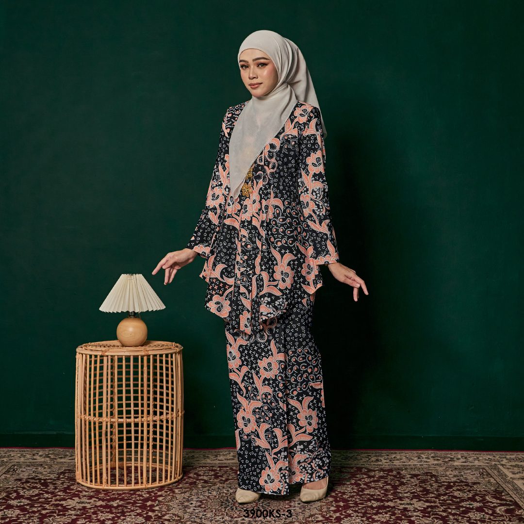 Kebaya Saloma in Highlight Melon (3900KS-3) - Image 2