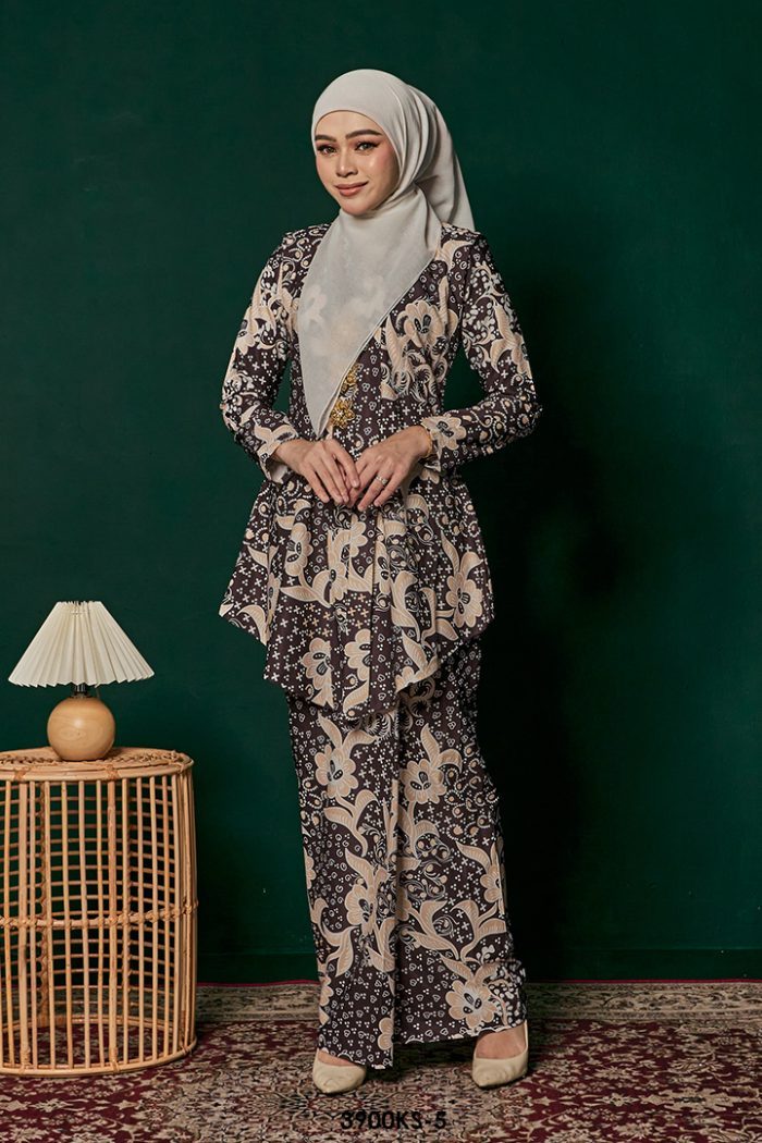 Kebaya Saloma in Cream (3900KS-5)