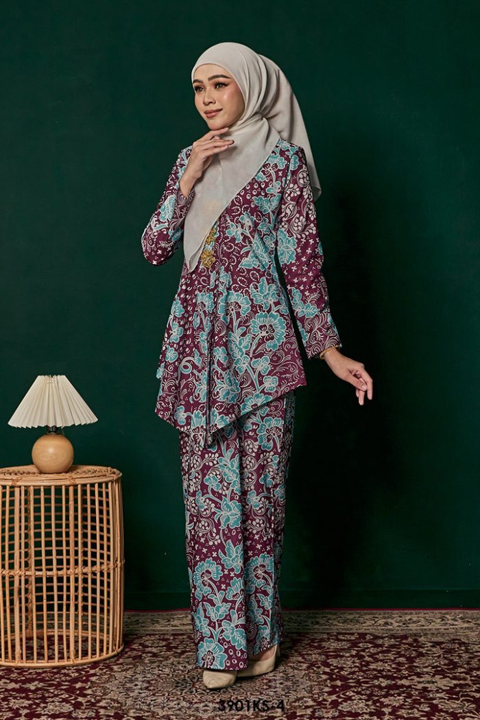 Kebaya Saloma in Burgundy (3901KS-4)