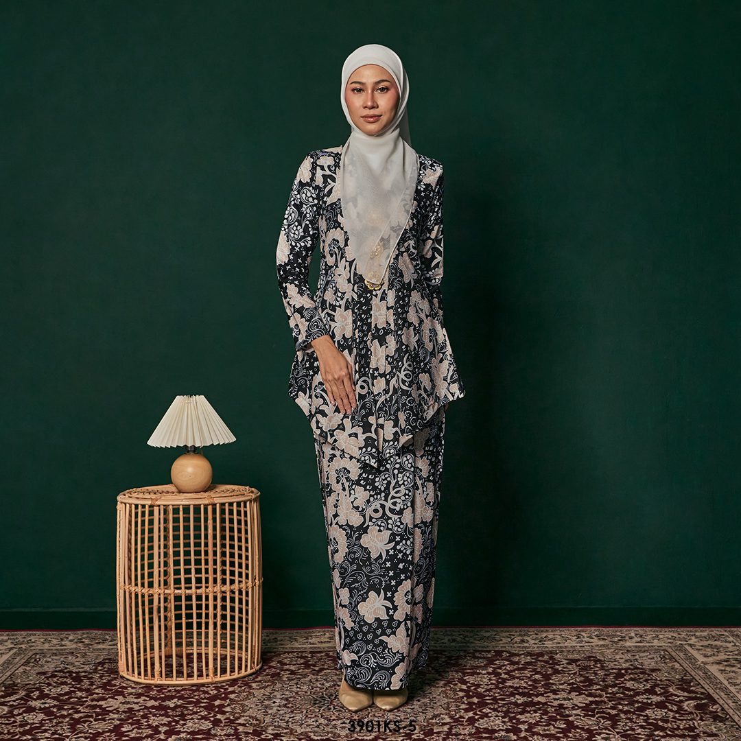Kebaya Saloma in Black (3901KS-5)