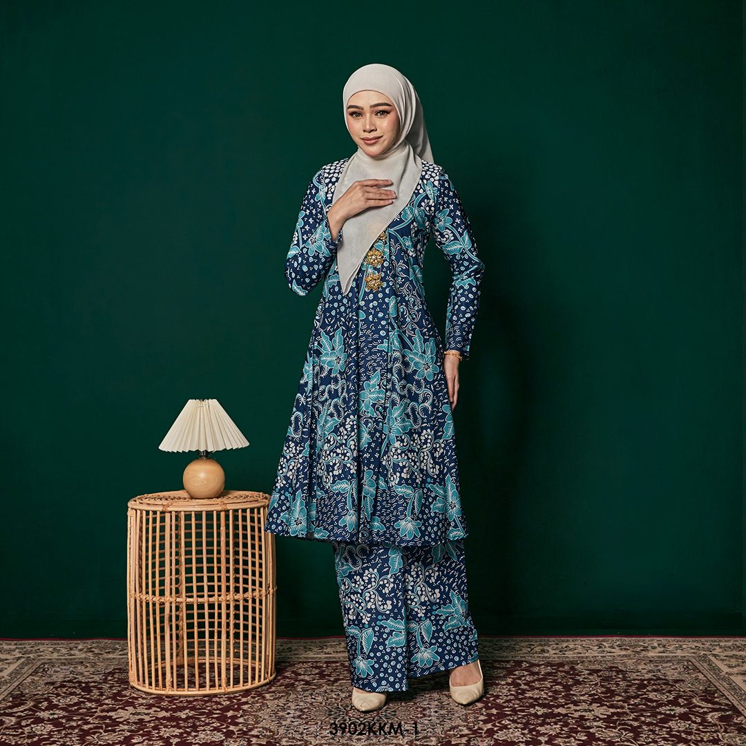 Kebarung Kalthom in Dark Blue (3902KKM-1)