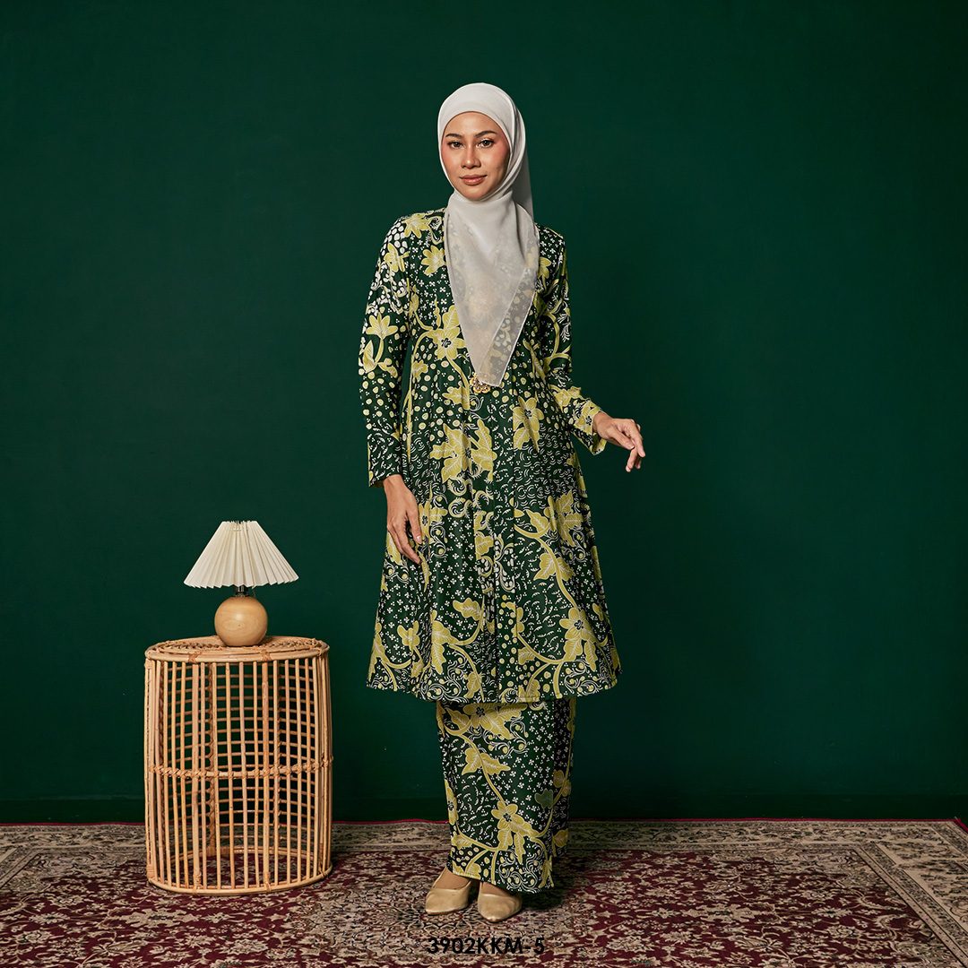 Kebarung Kalthom in Dark Emerald Green (3902KKM-5)