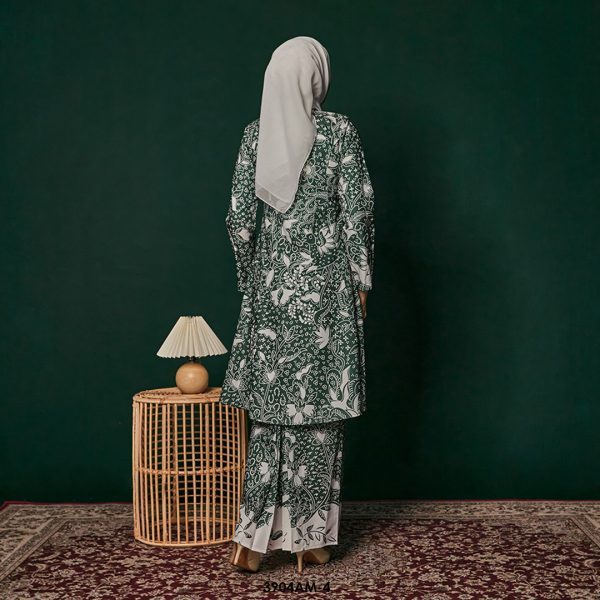 Ameera Kurung in Forest Green (3904AM-4) - Image 4