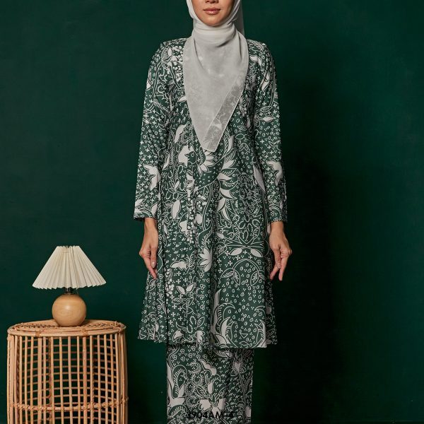 Ameera Kurung in Forest Green (3904AM-4) - Image 3