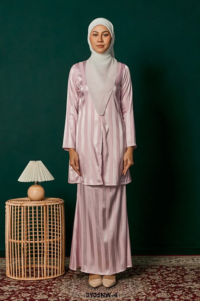 Kebaya Nawra in Soft Pink (3905NW-4)