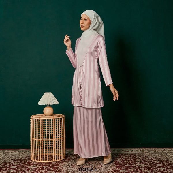 Kebaya Nawra in Soft Pink (3905NW-4) - Image 2