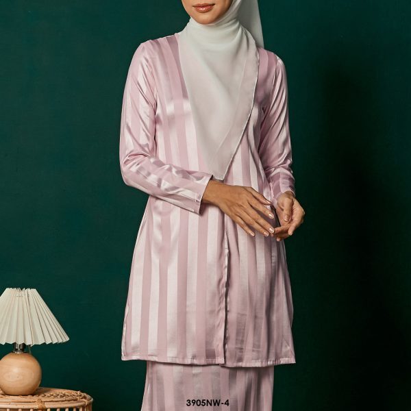 Kebaya Nawra in Soft Pink (3905NW-4) - Image 3