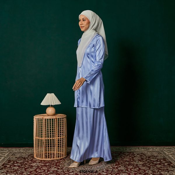Kebaya Nawra in Soft Blue (3905NW-5) - Image 2