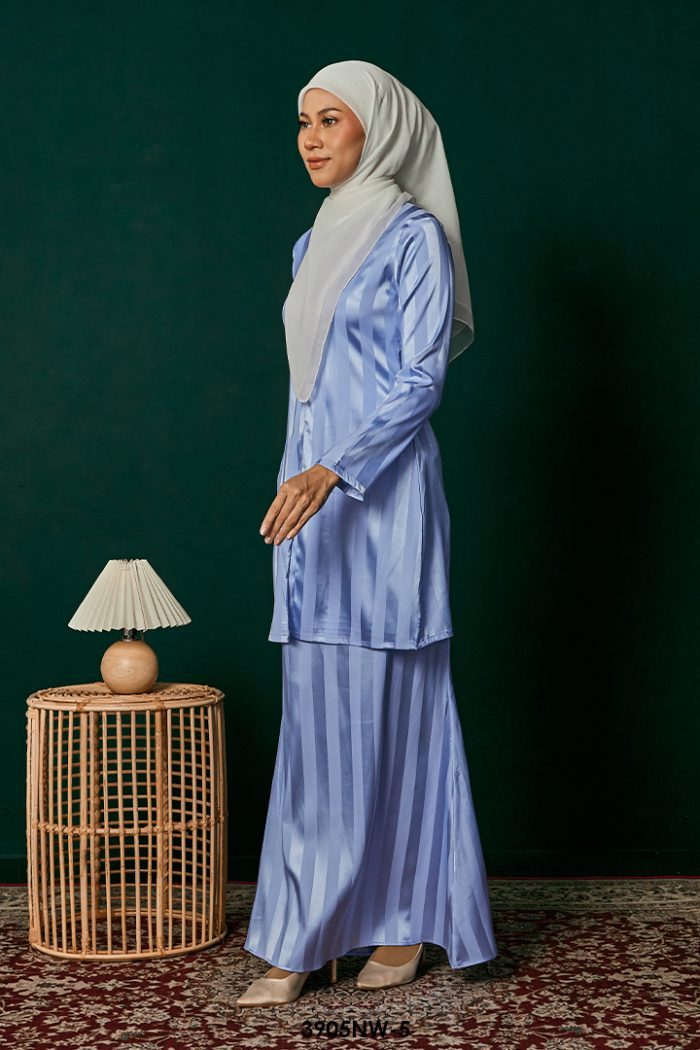 Kebaya Nawra in Soft Blue (3905NW-5)