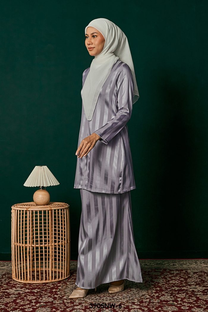 Kebaya Nawra in Light Grey (3905NW-6)