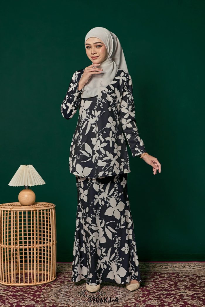 Jamilah Kurung in Black (3906KJ-4)