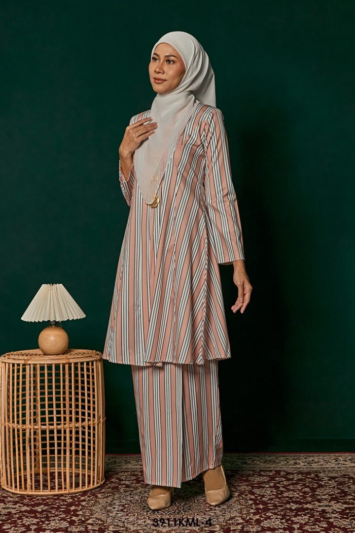 Kebarung Melati in Coral (3911KML-4)