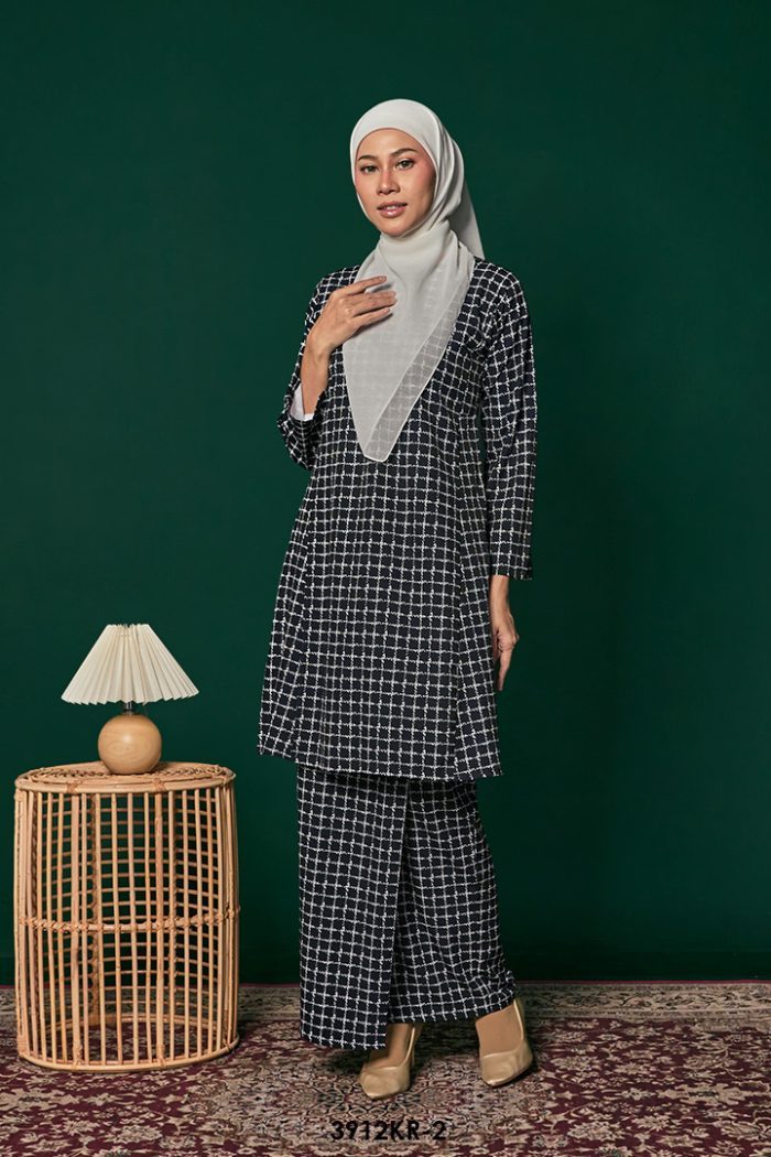 Riau Kurung in Black (3912KR-2)