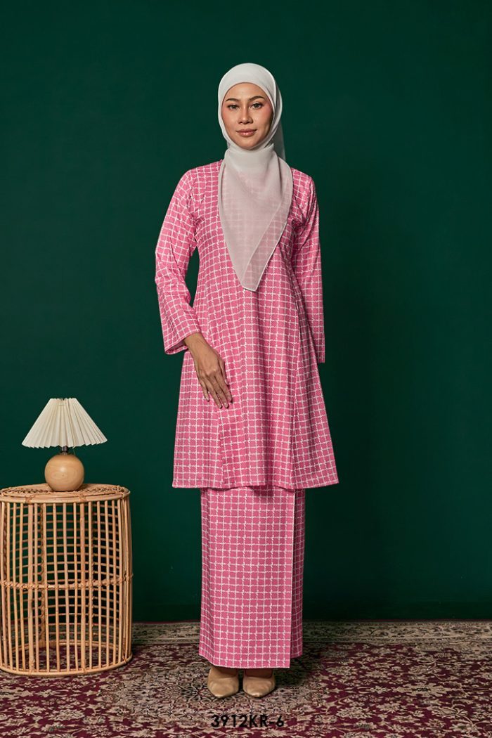 Riau Kurung in Highlight Pink (3912KR-6)