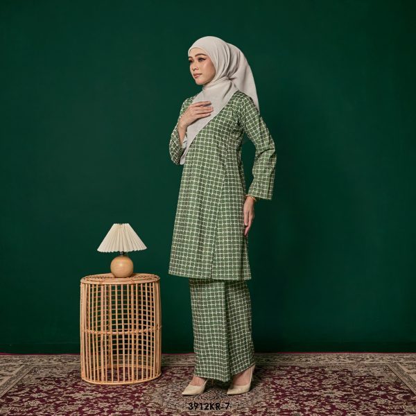 Riau Kurung in Faded Green (3912KR-7) - Image 2