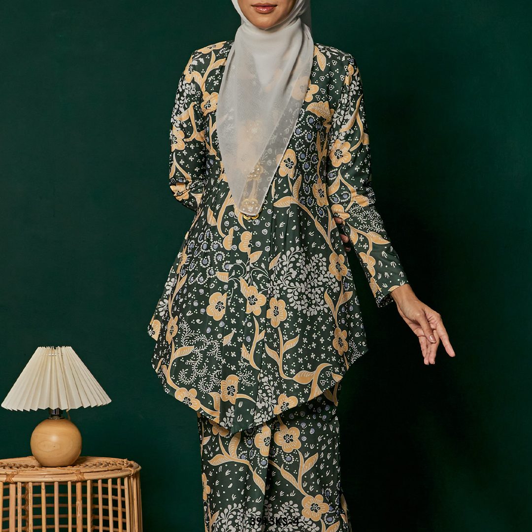 Kebaya Saloma in Forest Green (3913KS-4) - Image 3
