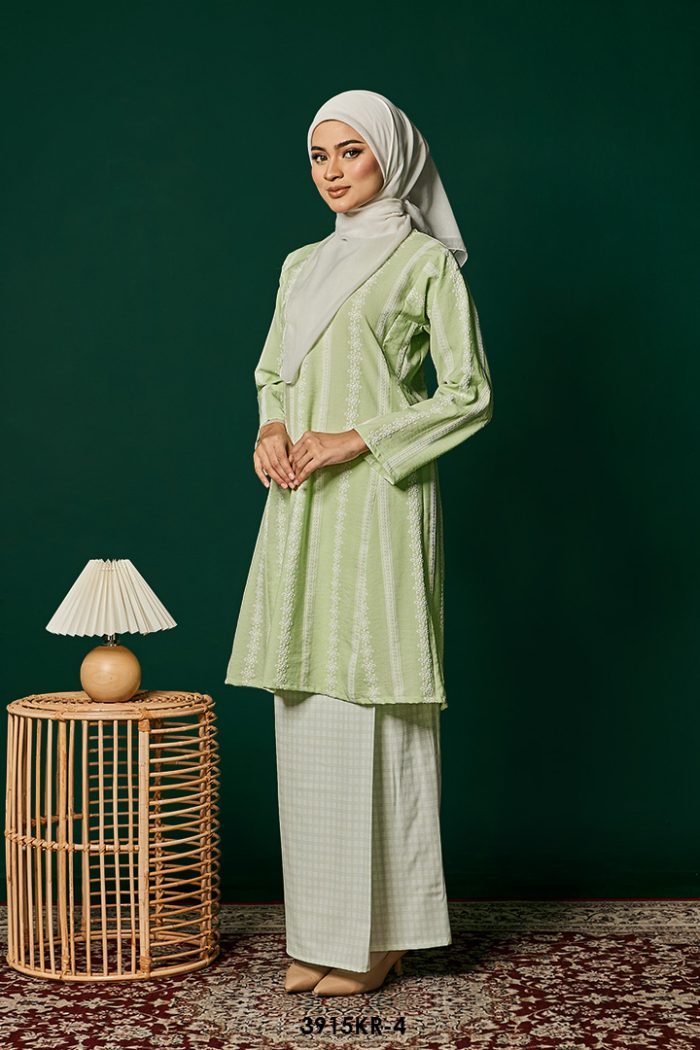Riau Kurung in Light Green (3915KR-4)