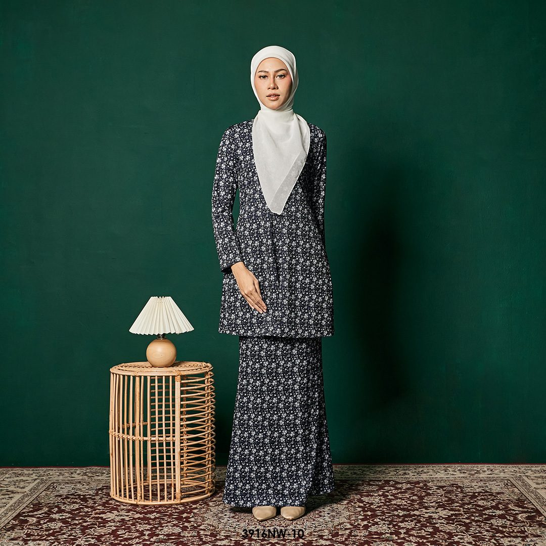 Kebaya Nawra in Black (3916NW-10)