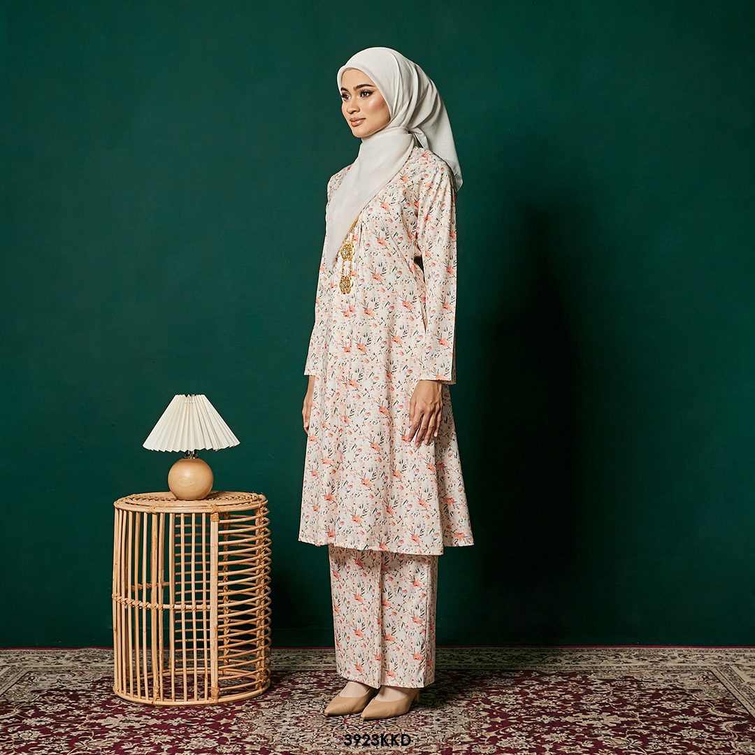 Kebarung Deeja 1.0 in Orange (3923KKD-1) - Image 3